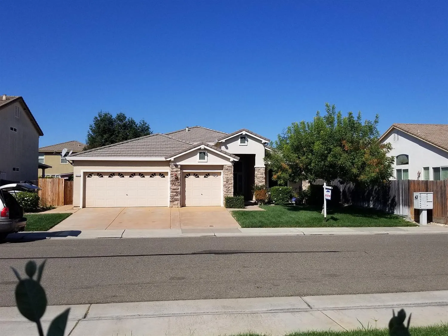 8604 Alissa Way photo 1