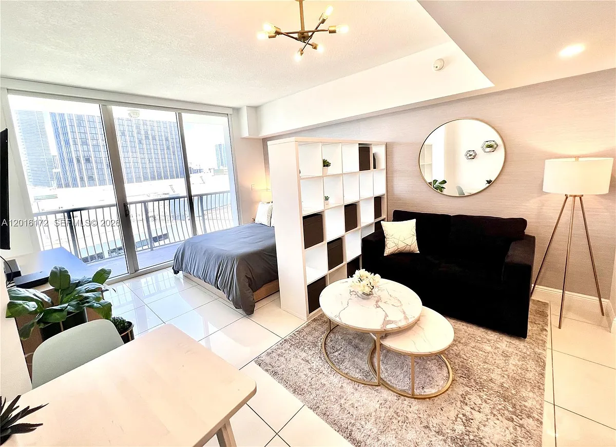Building Photo - 1750 N Bayshore Dr #1218