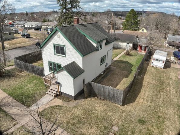 1129 16th Ave E, Hibbing, MN 55746