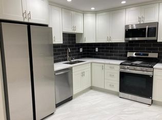 4566 Cove Dr APT B, Carlsbad, CA 92008