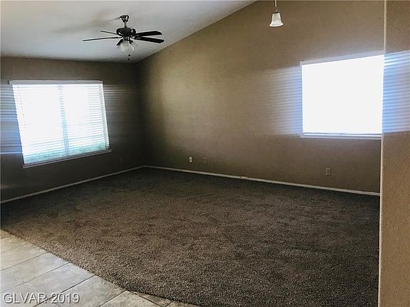 4th image of 5040 Golfridge Dr