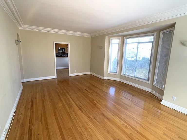 1695 Beach St #203 — Photo 7