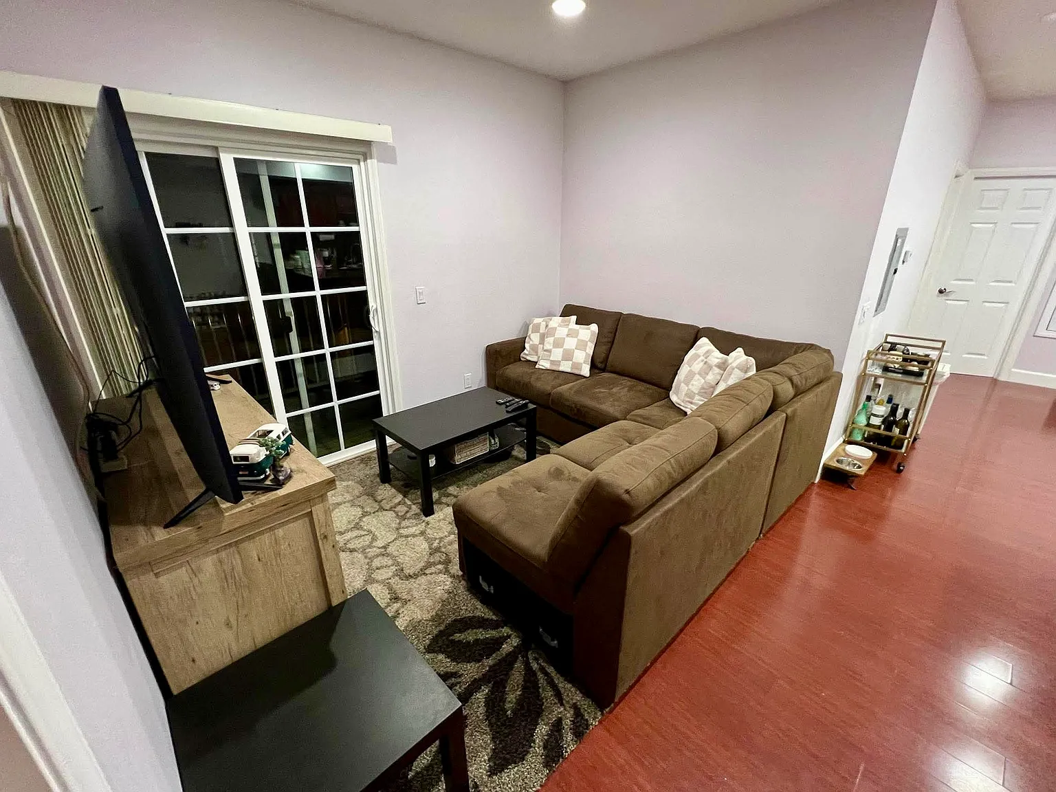 7056 Fulton St — Photo 3