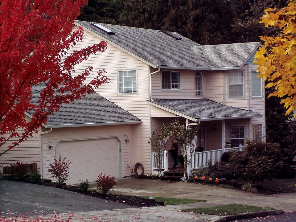 HOME AT HALLOWEEN TIME