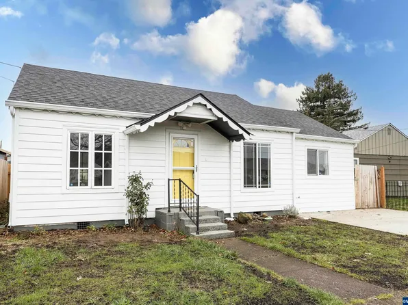 562 NW Sherman St, Sheridan, OR 97378