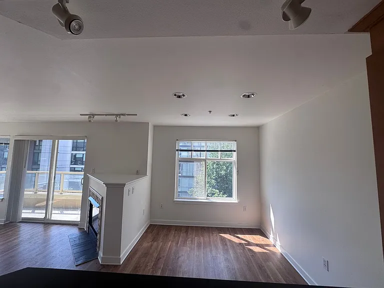 116 Warren Ave N — Photo 7