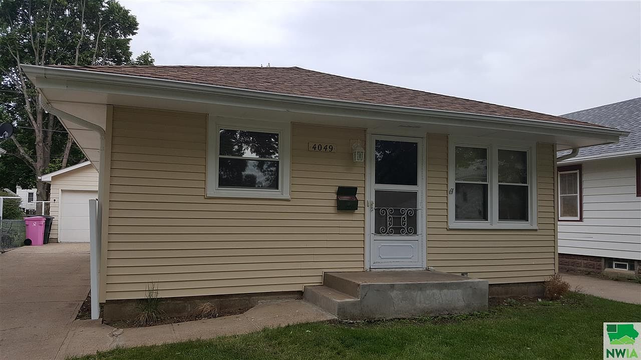 4049 Monroe St, Sioux City, IA 51108 Zillow