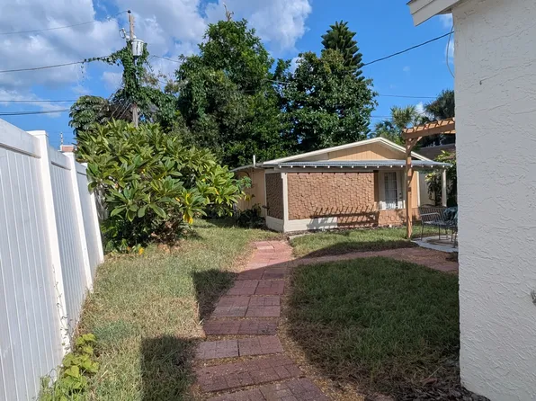 3147 Prescott St N, Saint Petersburg, FL 33713