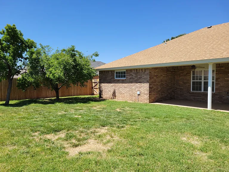 2301 Jadyn Ln — Photo 28