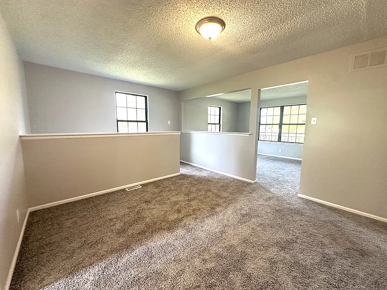 10063 Northgate Dr — Photo 7