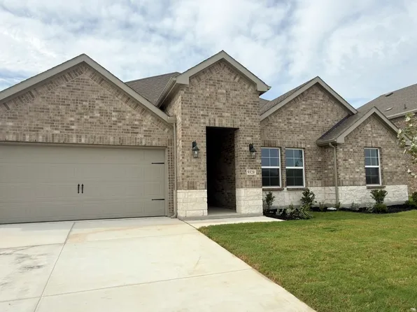 9520 Bently Blvd, Aubrey, TX 76227