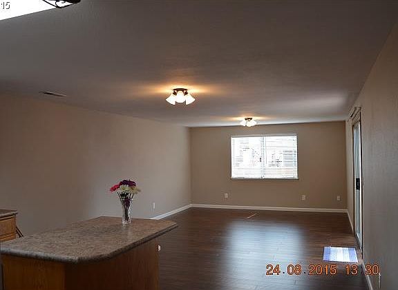 5th image of 13815 NE 91st St