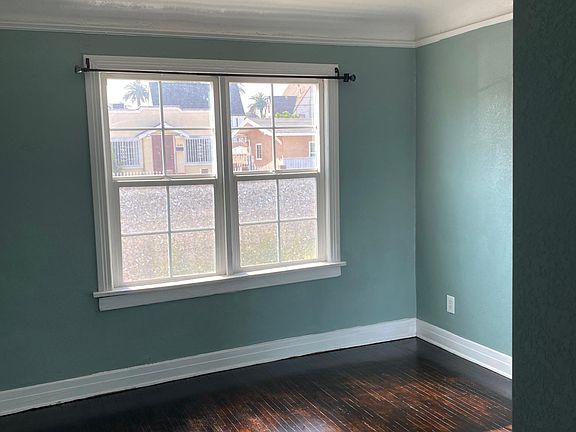 Front bedroom faces East