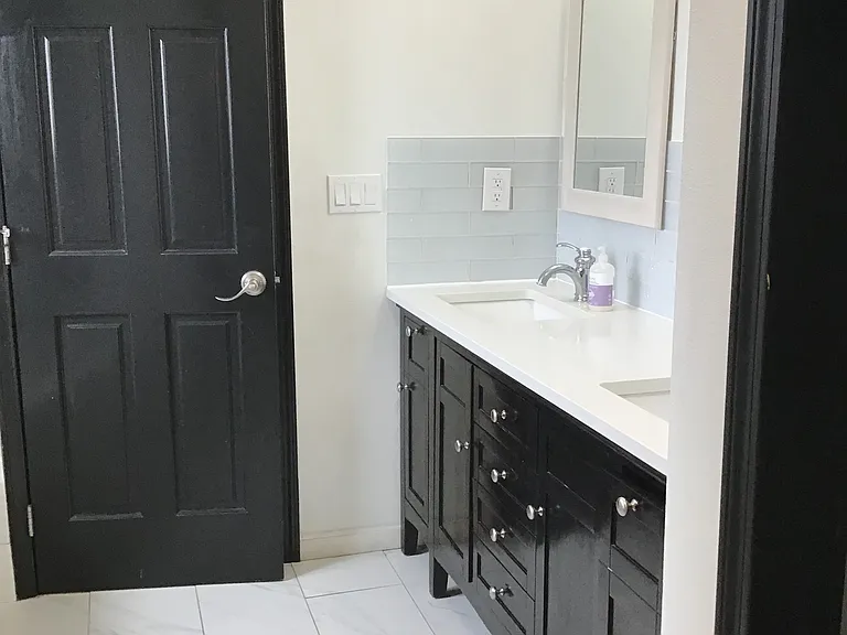 2603 S 86th Ave — Photo 16