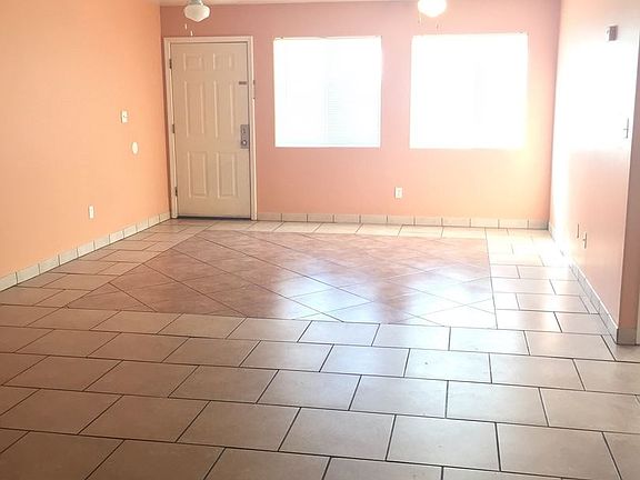 3rd image of 1505 Orange Dr APT A