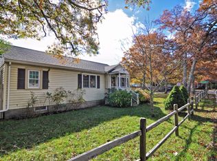 25 Red Brook Rd, Buzzards Bay, MA 02532