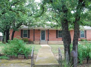101 Bryan St, Jacksboro, TX 76458
