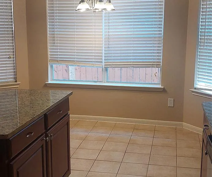 2310 Appian Way — Photo 14