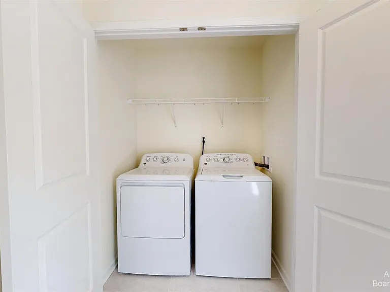 2725 Bristol Ridge Dr — Photo 19