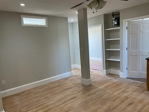 3 bed, 1000 sqft, $4,700 — Photo 2