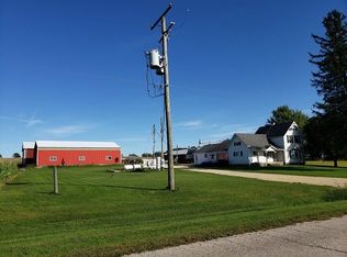 22375 Burr Oak Rd, Harvard, IL 60033