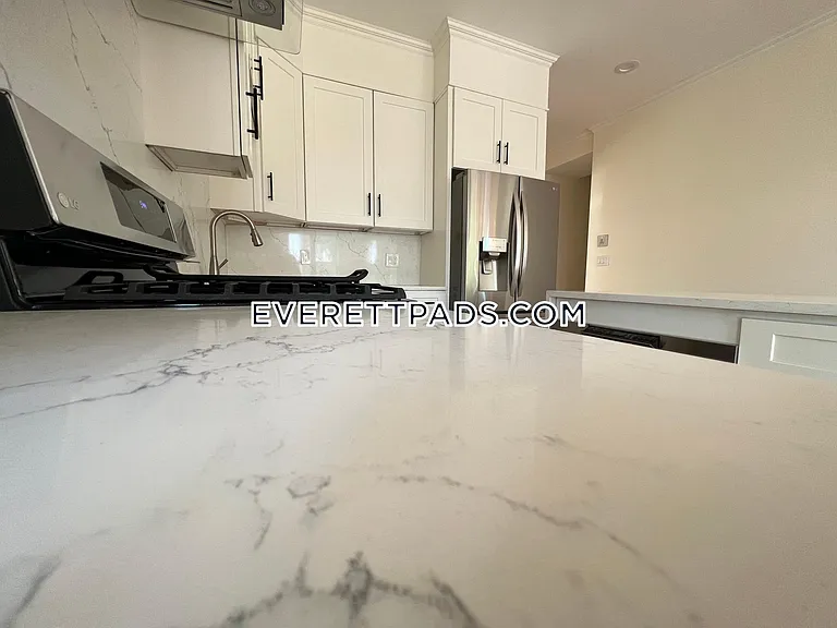 74 Union St #1 — Photo 18