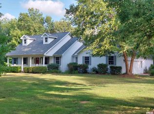 12561 E Heritage Dr, Mount Vernon, IL 62864