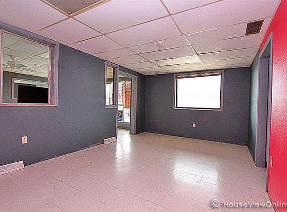 4th image of 316 S Plaza Way