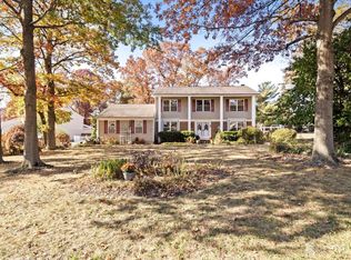 40 Pinecrest Rd, Somerset, NJ 08873