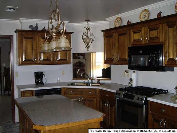 4th image of 7566 Cooks Landing Dr
