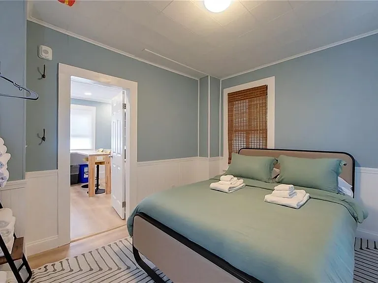 382 Spring St #3 — Photo 10
