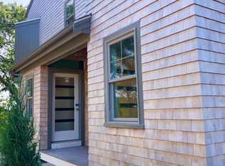 5 Stable Path #B, Provincetown, MA 02657