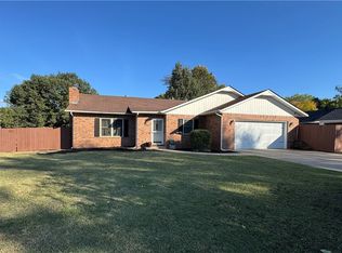 1001 S Seattle Ave, Russellville, AR 72801