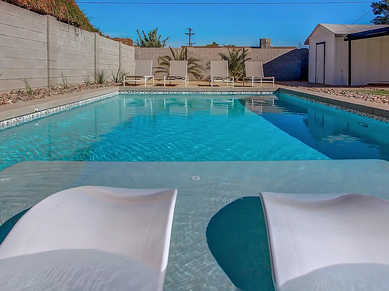 7034 E Wilshire Dr — Photo 24