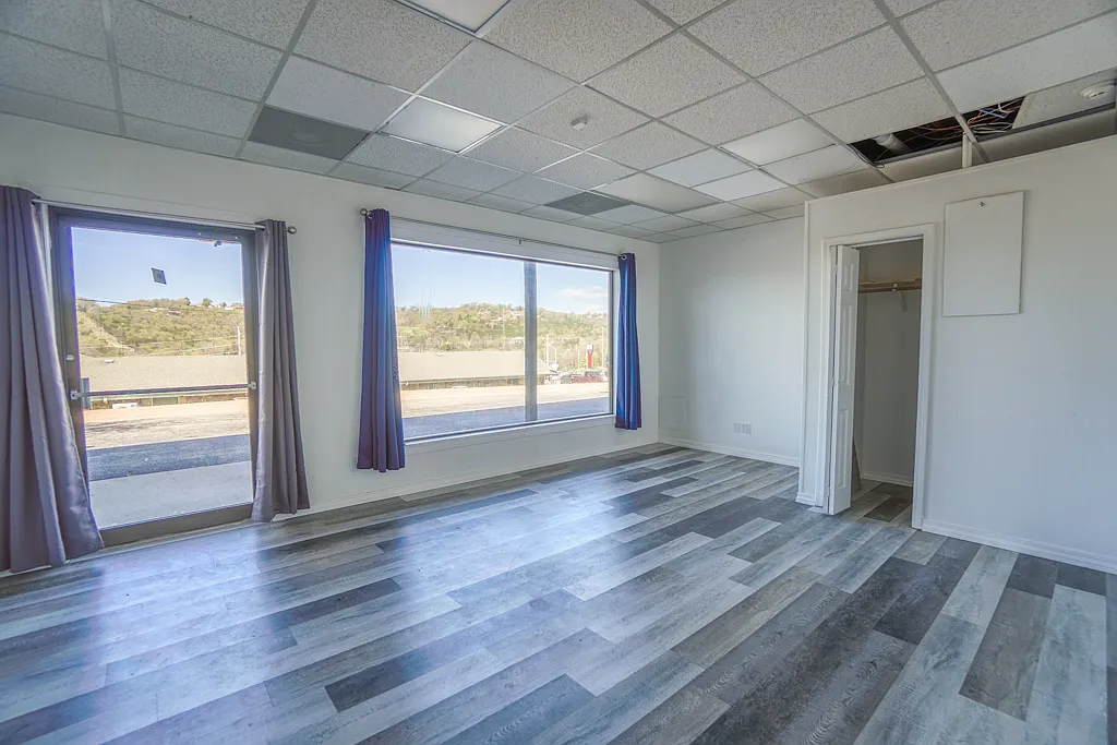 2 bed, 900 sqft, $995 — Photo 3