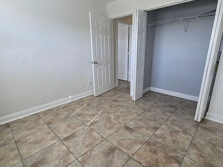 432 Auburn Dr #204 — Photo 16