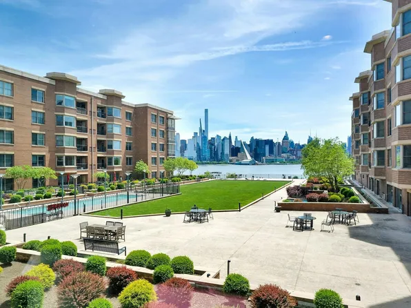 20 Avenue At Port Imperial APT 217, West New York, NJ 07093