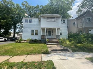 903 Drake Ave, Roselle, NJ 07203