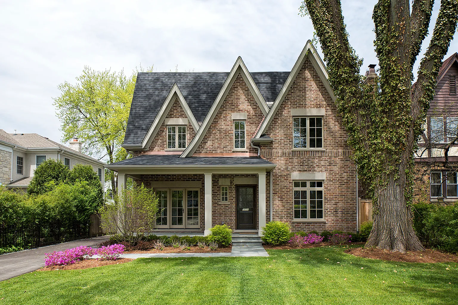 2034 Chestnut Ave photo 1