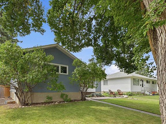3rd image of 23 Winslow Cres SW