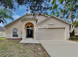 4012 Waltham Forest Dr, Tavares, FL 32778
