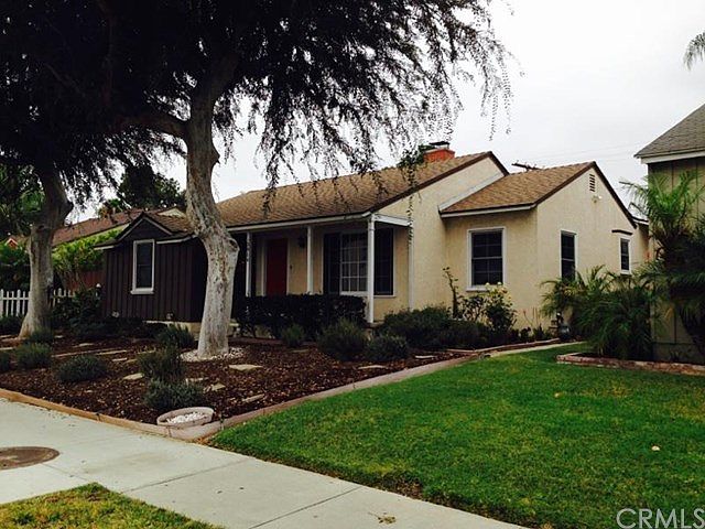 2nd image of 3914 Clark Ave