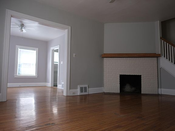 3rd image of 15 McClure Dr