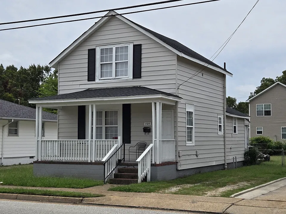 725 Powhatan Pkwy