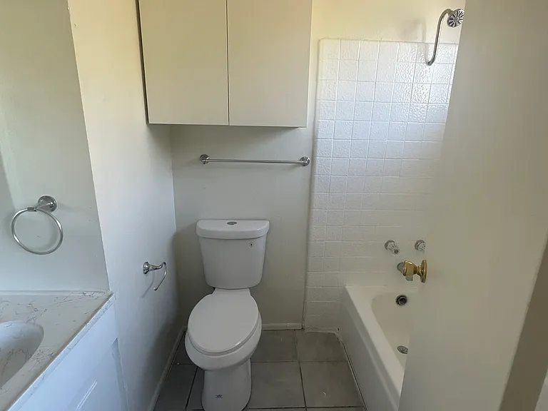 265-67 La Veta Ave #B — Photo 4