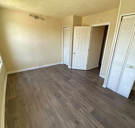 3rd image of 538 Maude Ave