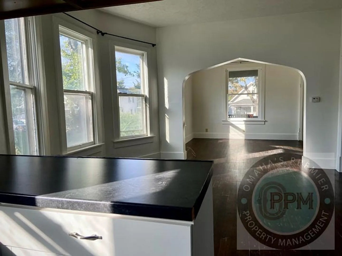 3 bedroom / 1.5 bathroom House | Little Bohemia — Photo 4