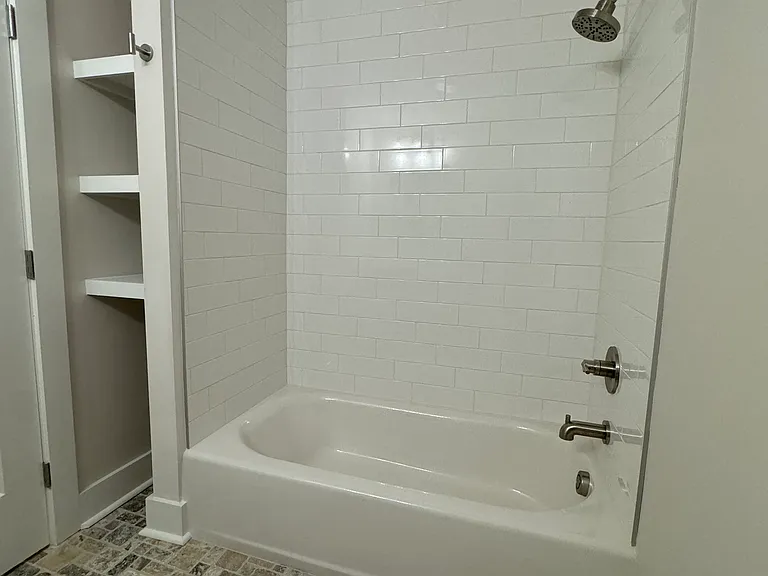 1206 Ackers St SW — Photo 9