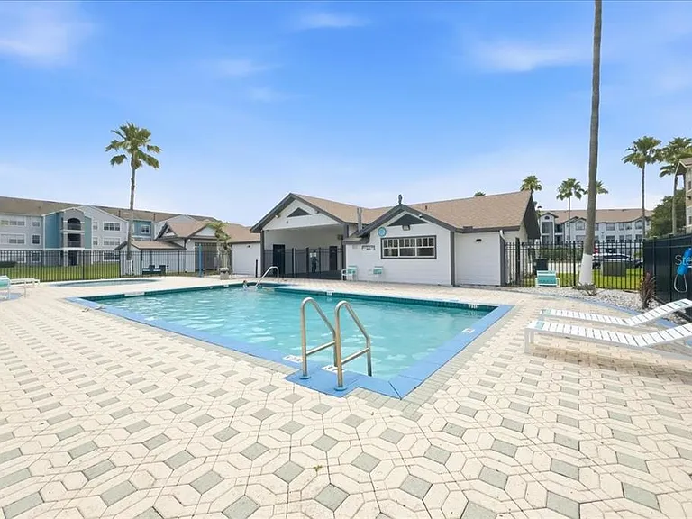 2213 Grand Cayman Ct #1121 — Photo 16