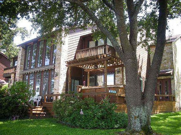 4th image of 229 High Point Dr